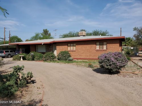 824 Magnolia Ave, Tucson, AZ 85711-1324