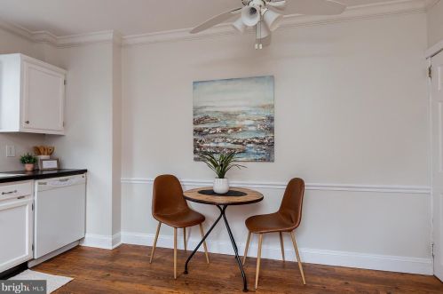 249 New Holland Ave, Lancaster PA 17602-2301 exterior