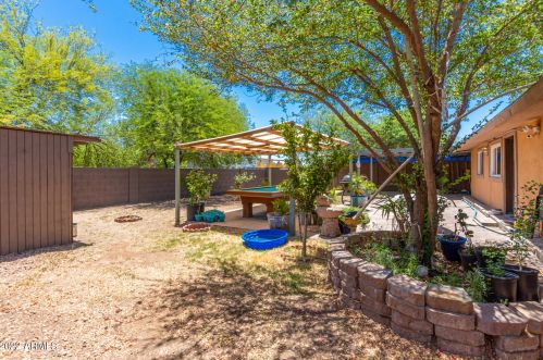 6821 Coronado Rd, Phoenix AZ 85008-3723 exterior