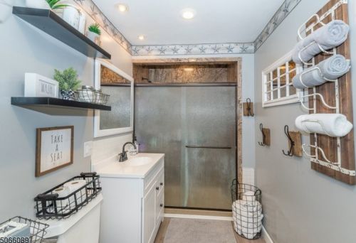 40 Highland Trl, Parsippany NJ 07834-2009 exterior