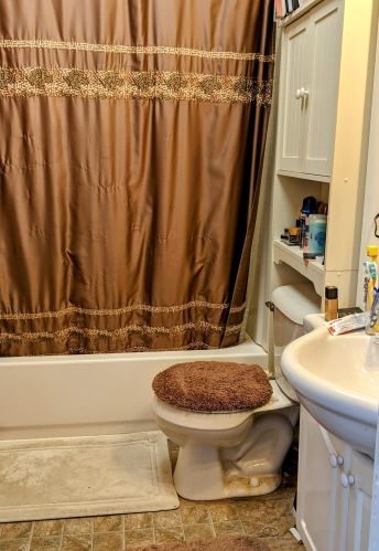 1816 Wollmer St, Manitowoc WI 54220-4449 exterior