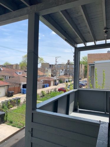 6533 California Ave, Chicago IL  60645-4401 exterior