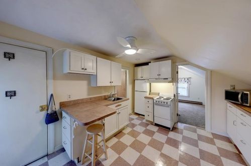 65 Preston St, Providence RI 02906-3817 exterior