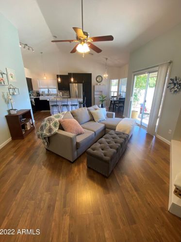 3831 Betty Elyse Ln, Phoenix AZ  85032-4018 exterior