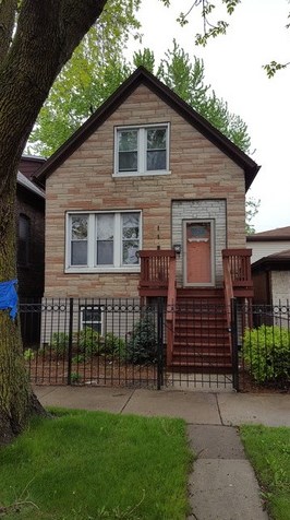 455 44th Pl, Chicago, IL 60609-3520