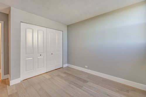 3950 Lake Shore Dr, Chicago IL  60613-3434 exterior