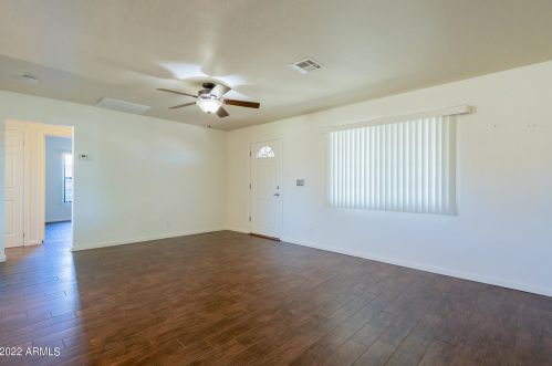 4220 16 Dr, Phoenix AZ 85015-1426 exterior