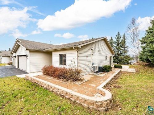 721 Almac Dr, Duluth, MN 55810-1710