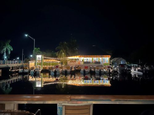 2917 Poplar St, Naples FL exterior