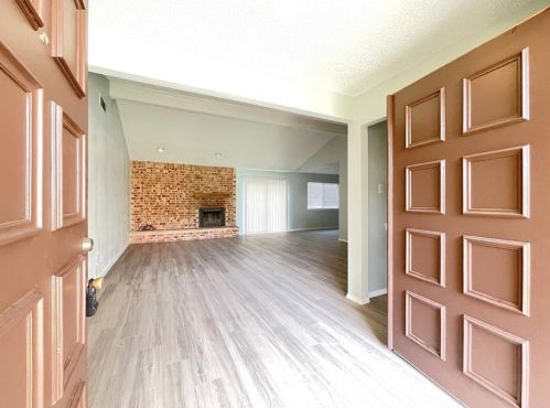 10808 Calcite Trl, Austin TX  78750-1512 exterior