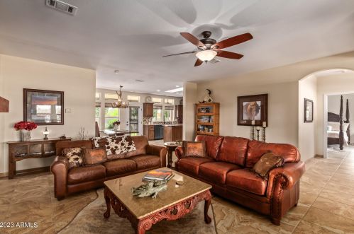 34118 12th St, Phoenix AZ  85085-7751 exterior