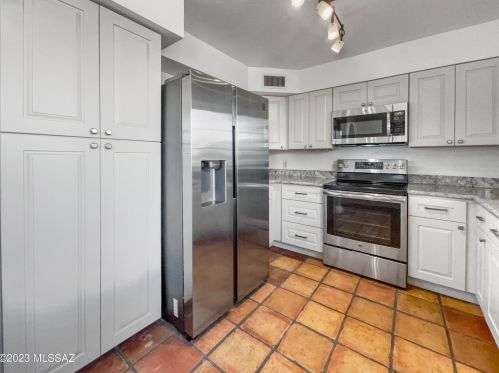 1285 Easy St, Tucson AZ  85719-1311 exterior