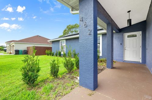 462 Mainsail St, Fort Pierce FL  34983-1265 exterior