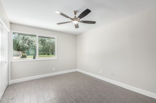 10838 38 St, Phoenix AZ 85018-5830 exterior