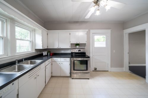 113 Lincoln St, Grant MI 49327-9115 exterior