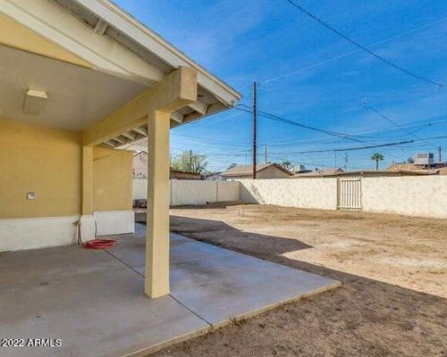 3140 Alvarado Rd, Phoenix AZ 85009-2435 exterior