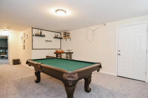 47 Windermere Vlg Rd, Ellington CT exterior