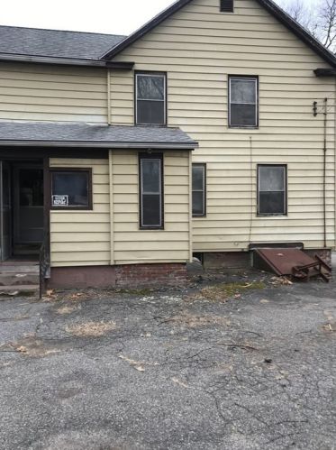 60 College St, Chicopee MA 01020-4279 exterior