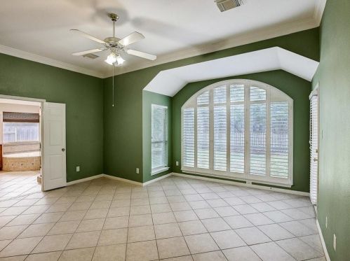 4520 Eagle Feather Dr, Austin TX 78735-6466 exterior