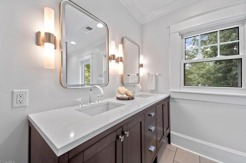 1000 Fairmont St, Greensboro NC  27401-1727 exterior