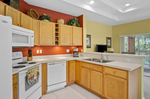 8252 Mulligan Cir, Fort Pierce FL exterior