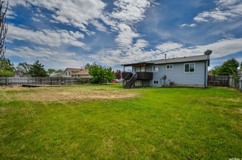 5012 Gaskill Way, Taylorsville UT 84081-6414 exterior