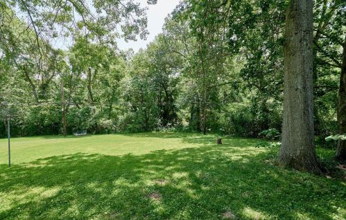 9308 Ldg Pole Ln, Saint Louis MO 63126-2158 exterior