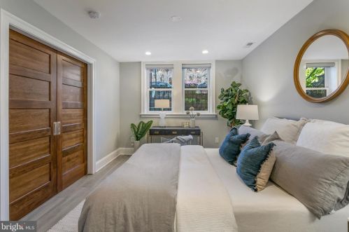 618 3 St, Washington DC 20002-4942 exterior