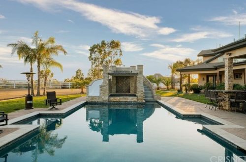 39625 Calle Cabernet, Temecula CA 92591-4005 exterior