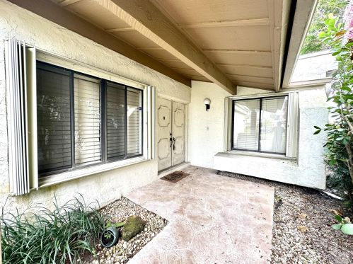 5670 Piping Rock Dr, Boynton Beach FL exterior