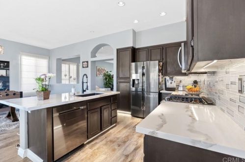 45625 Calle Ayora, Temecula CA 92592-1219 exterior