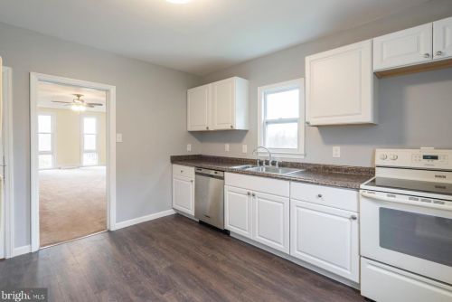 64 Church Rd, Limerick PA  19468-1010 exterior