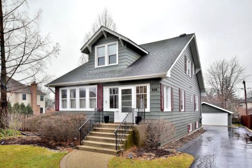 638 Fairview Ave, Elmhurst IL  60126-4233 exterior