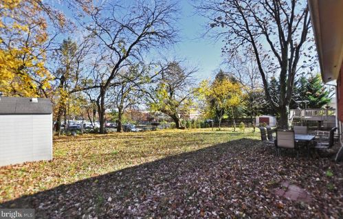 811 Whittington Ter, Silver Spring, MD 20901-1056