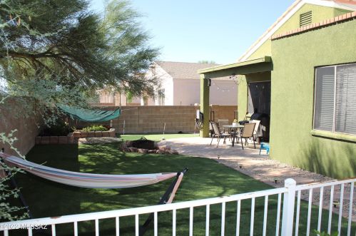 8517 Camino Bengala, Tucson AZ  85747-5165 exterior