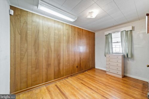 9215 Jackson St, Philadelphia PA 19148-3120 exterior