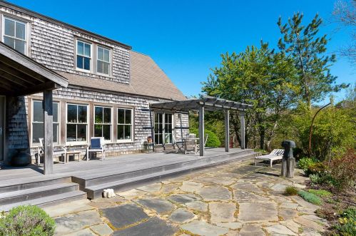 18 Dukes Rd, Nantucket, MA 02554-2611