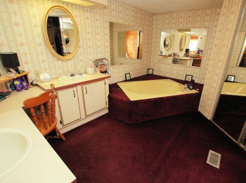 446 Courtland Ln, Meskegon MI 49442-2913 exterior