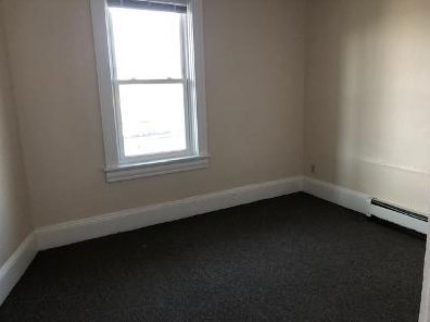 531 Rathbun St, Woonsocket RI 02895-1289 exterior