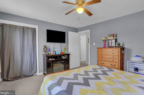 407 Meade Ave, Hanover PA 17331-3622 exterior