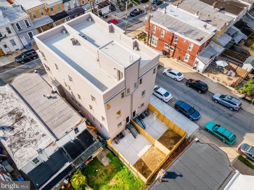 302 Leverington Ave, Philadelphia PA 19128-4749 exterior