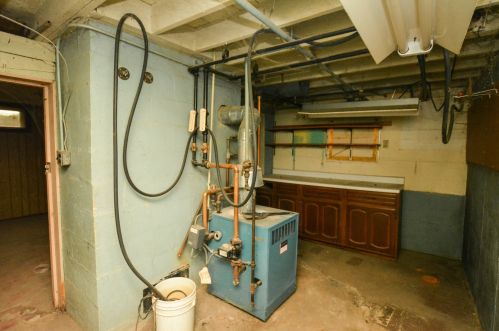 8611 Ramble Rd, Bull Valley IL 60097-8898 exterior