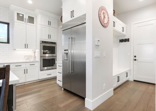 1990 Ritchie St, Folsom CA  95630 exterior