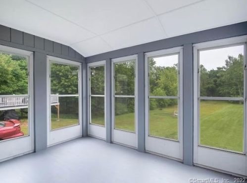 198 Elm St, Wallingford CT 06492-3229 exterior