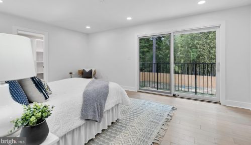 6705 Buttermere Ln, Bethesda MD  20817-1528 exterior