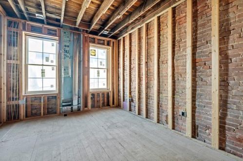 136 42 St, Pittsburgh PA 15201-9998 exterior