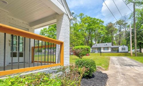 1526 Mayflower Ave, Atlanta GA 30311-2728 exterior