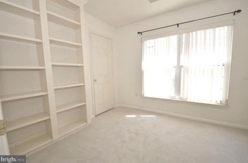 6317 Alderman Dr, Alexandria VA 22315-3731 exterior