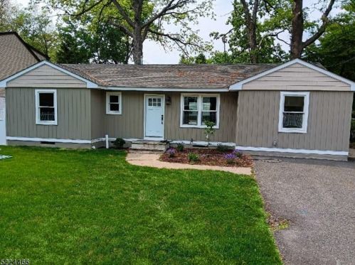 132 Shawnee Trl, Wharton NJ  07885-2934 exterior