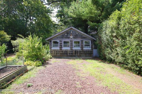 42 Lennox Ave, Locust NJ 07760-1506 exterior